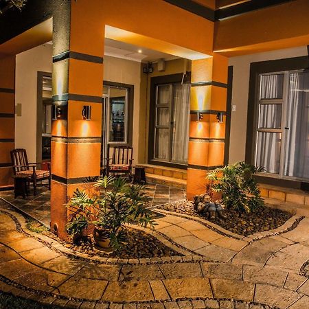 Home Guesthouse Rustenburg Extérieur photo